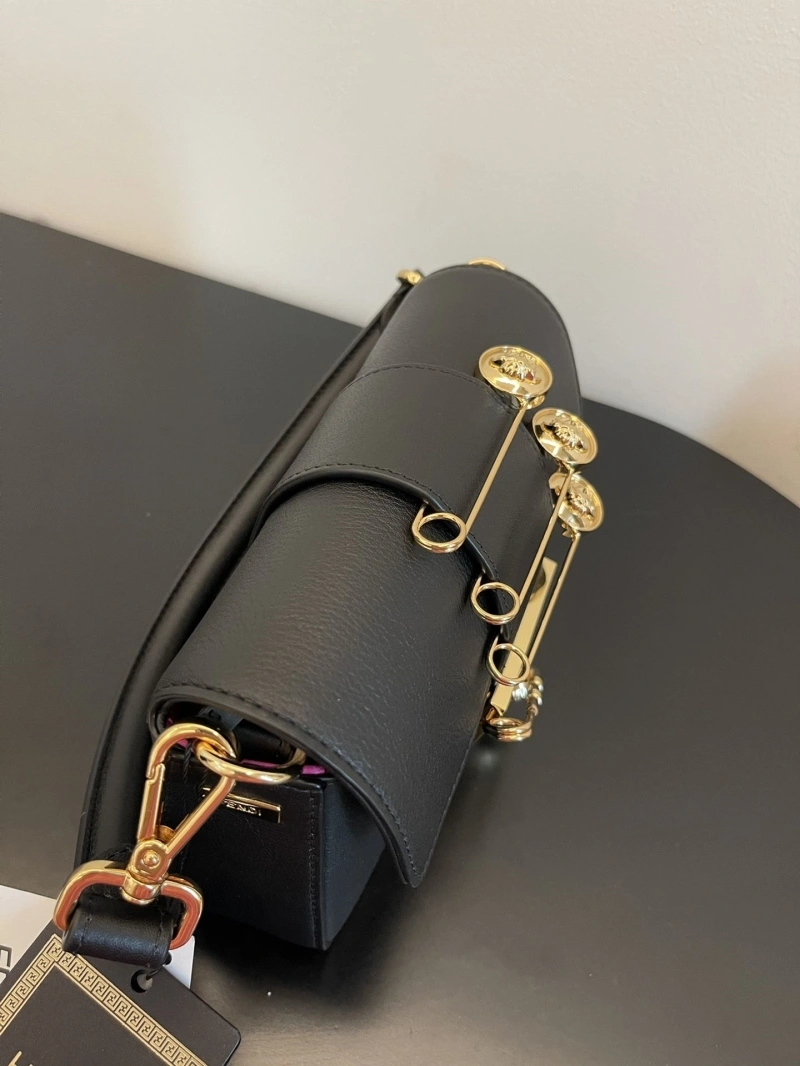 Fendi Baguette Bags 4222C-0885