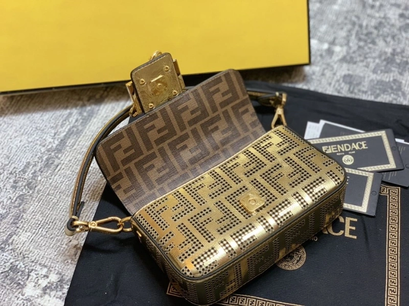 Fendi Baguette Bags 4222C-0887