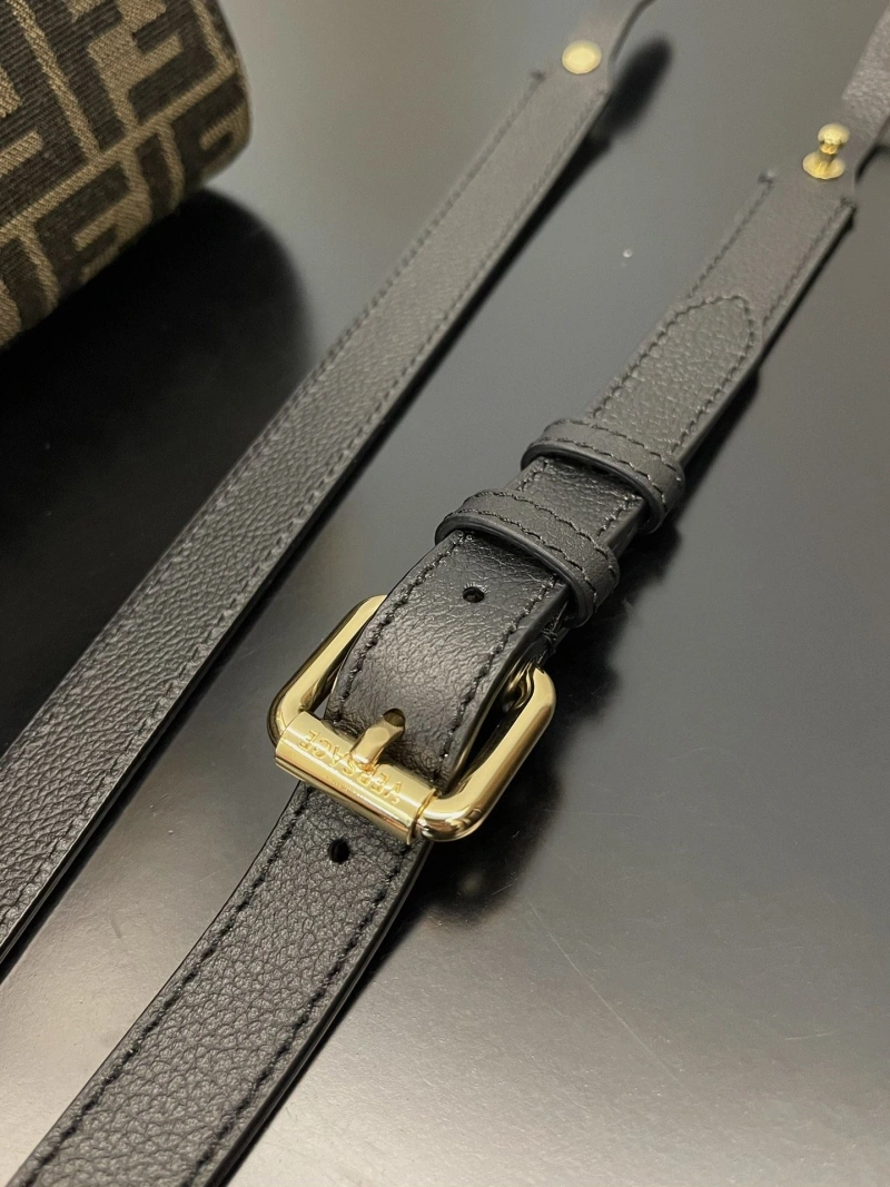 Fendi Top Handle Bags 4222C-0889