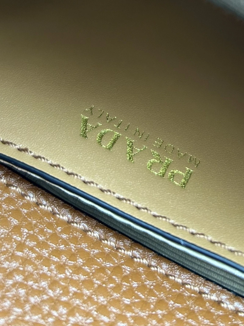 Prada Satchel Bags 4224-0143