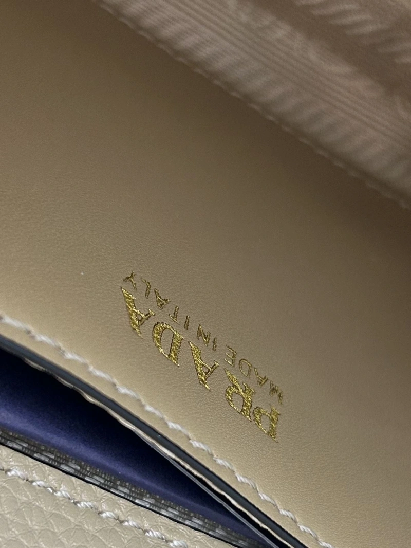 Prada Satchel Bags 4224-0144