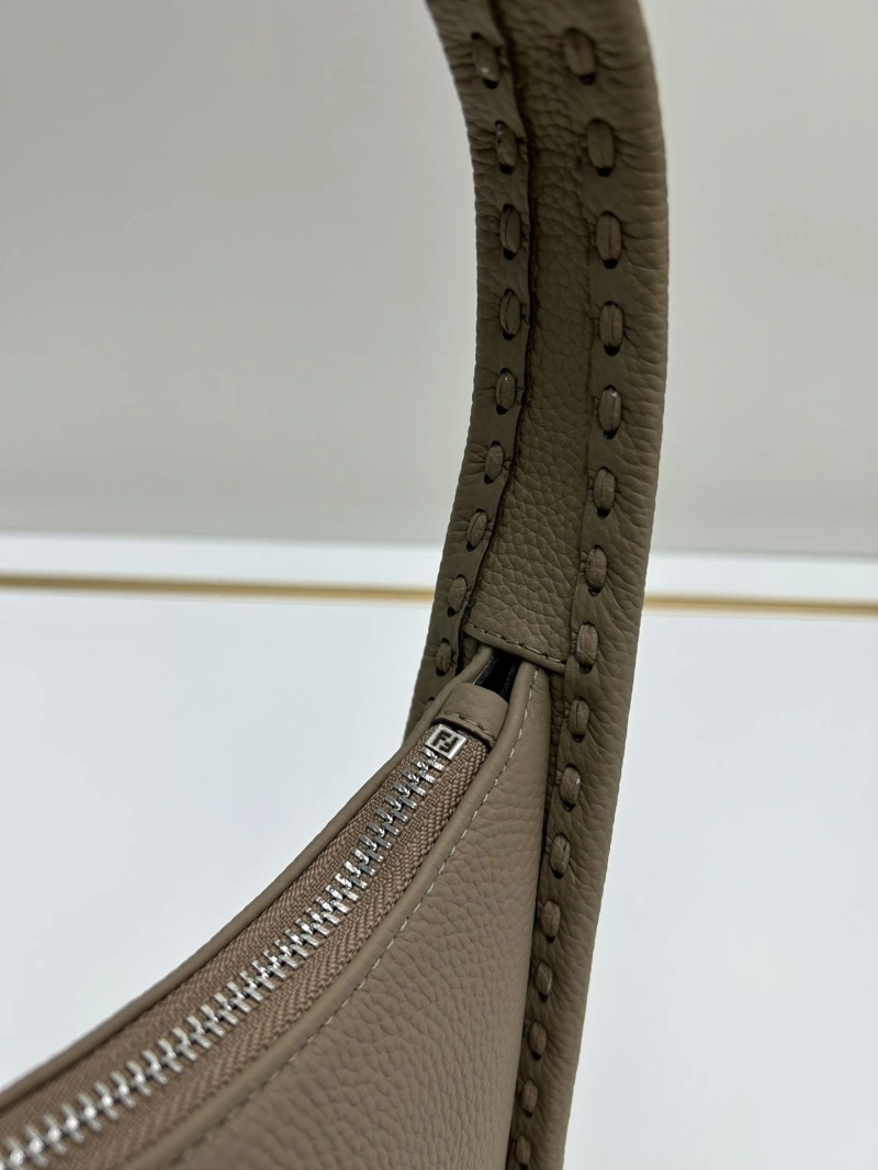 Prada Top Handle Bags 4224-0172