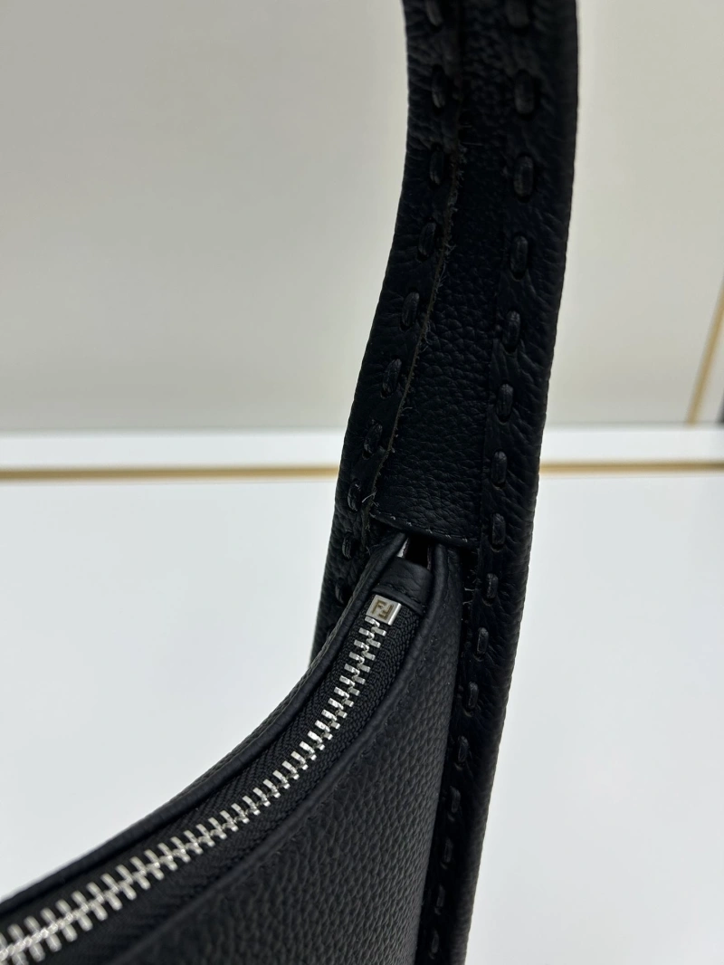 Prada Top Handle Bags 4224-0174