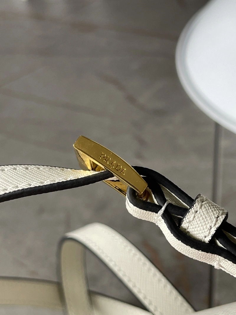 Prada Satchel Bags 4224-0179