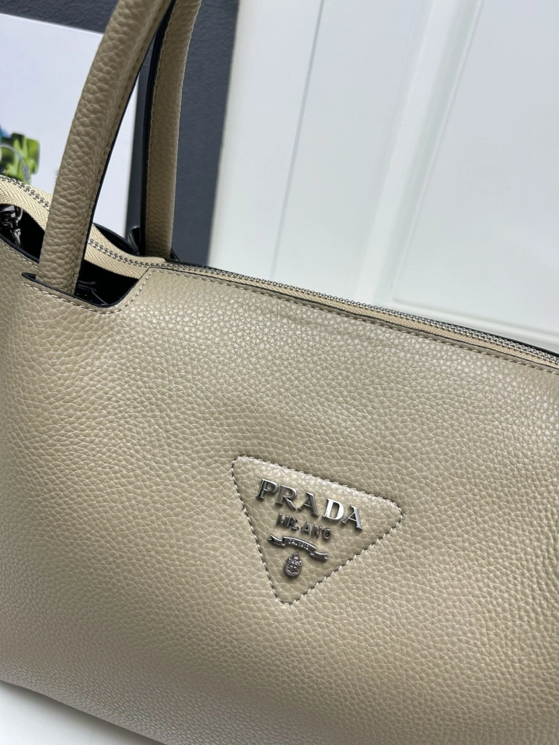 Prada Top Handle Bags 4224-0197