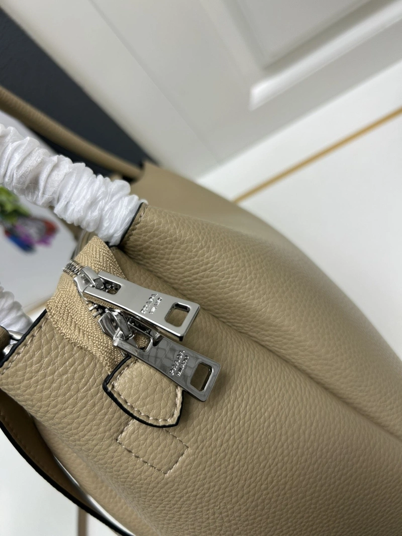 Prada Top Handle Bags 4224-0197