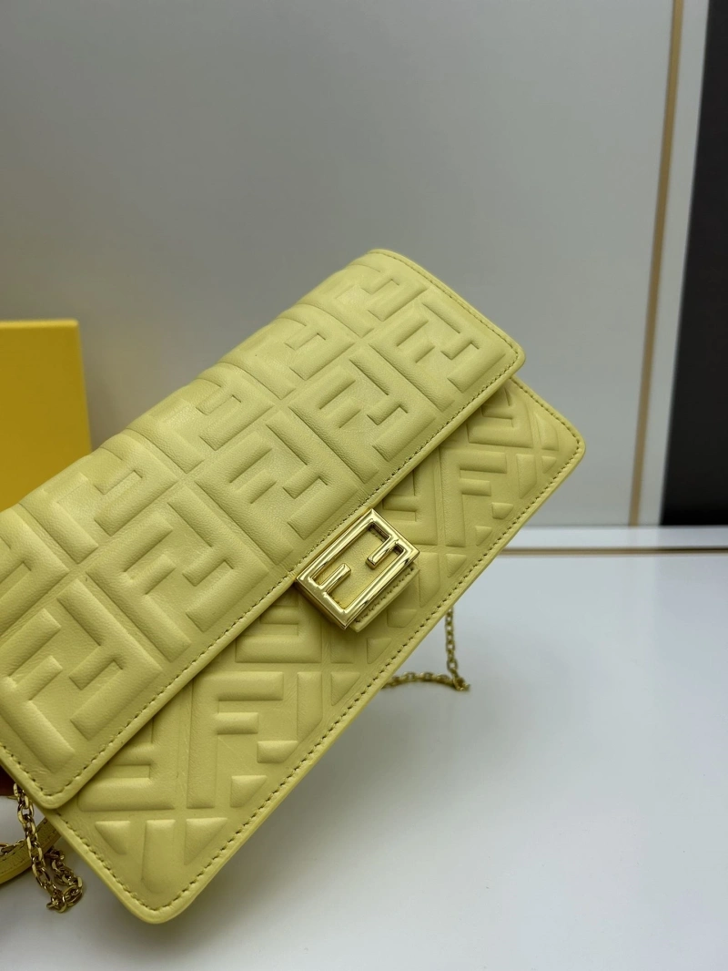 Fendi Satchel Bags 4224-0233