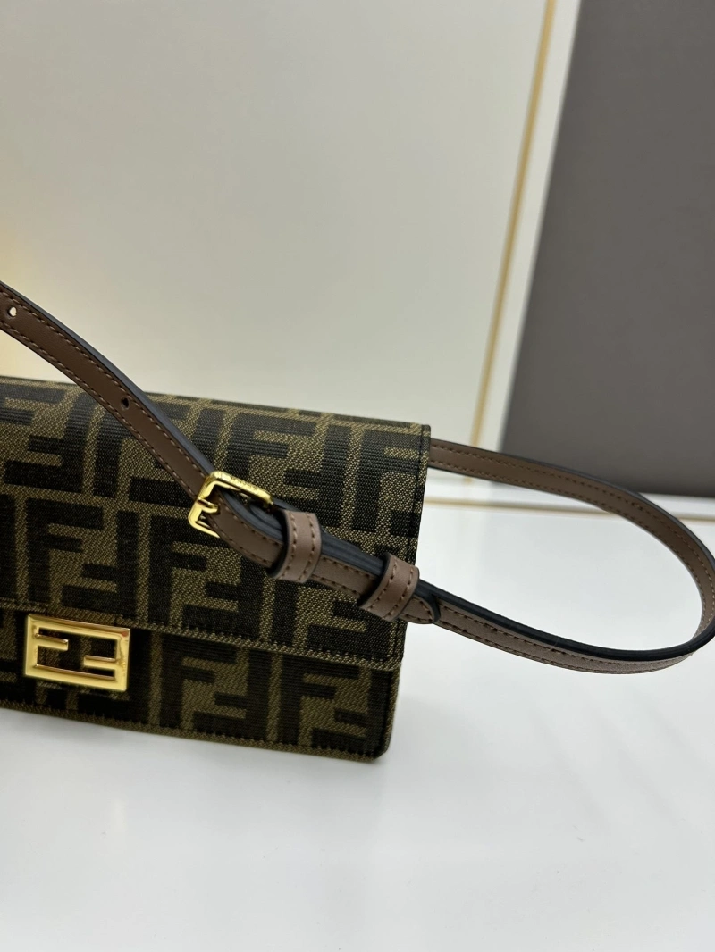 Fendi Satchel Bags 4224-0235