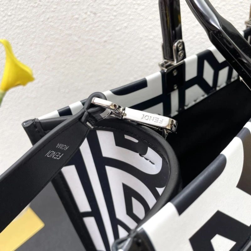 Fendi Shopping Bags 4224-0280