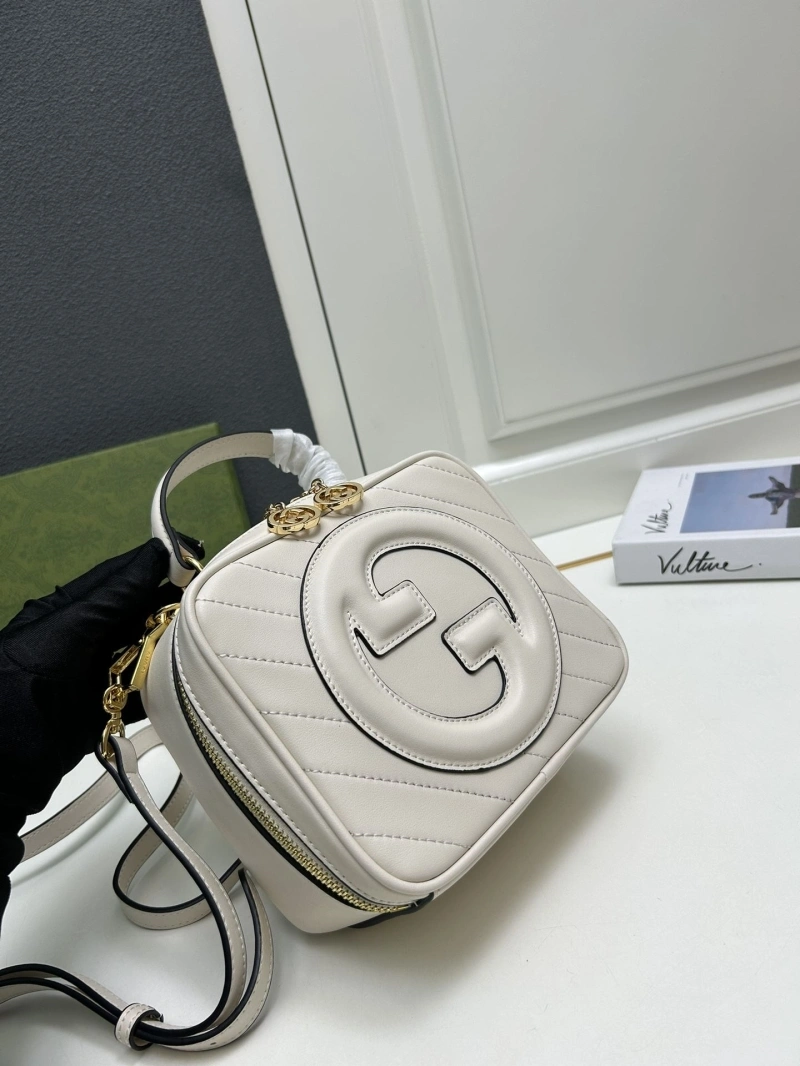 Gucci Top Handle Bags 4224-0396