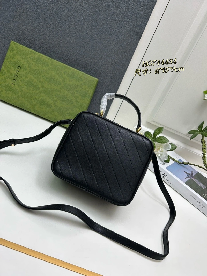 Gucci Top Handle Bags 4224-0397