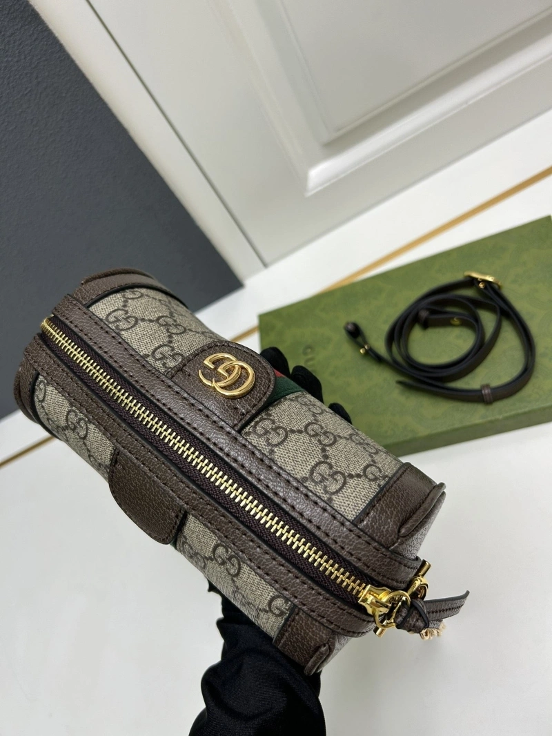 Gucci Round Bags 4224-0404