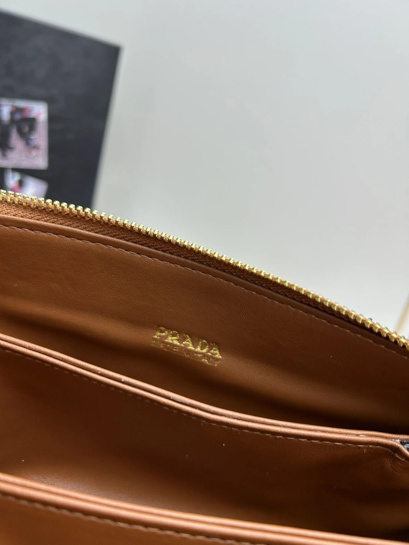 Prada Satchel Bags 4224-0412