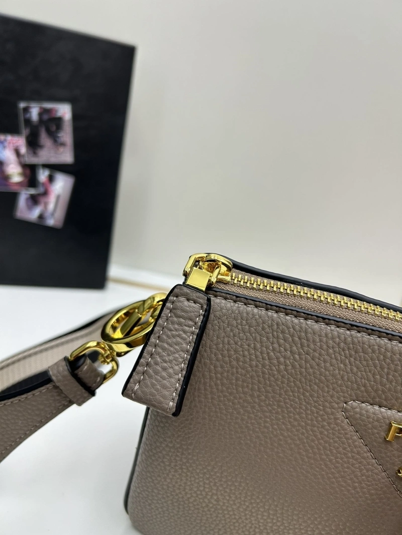 Prada Satchel Bags 4224-0413