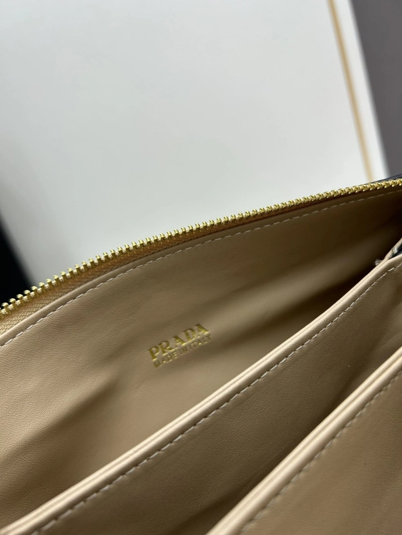 Prada Satchel Bags 4224-0414