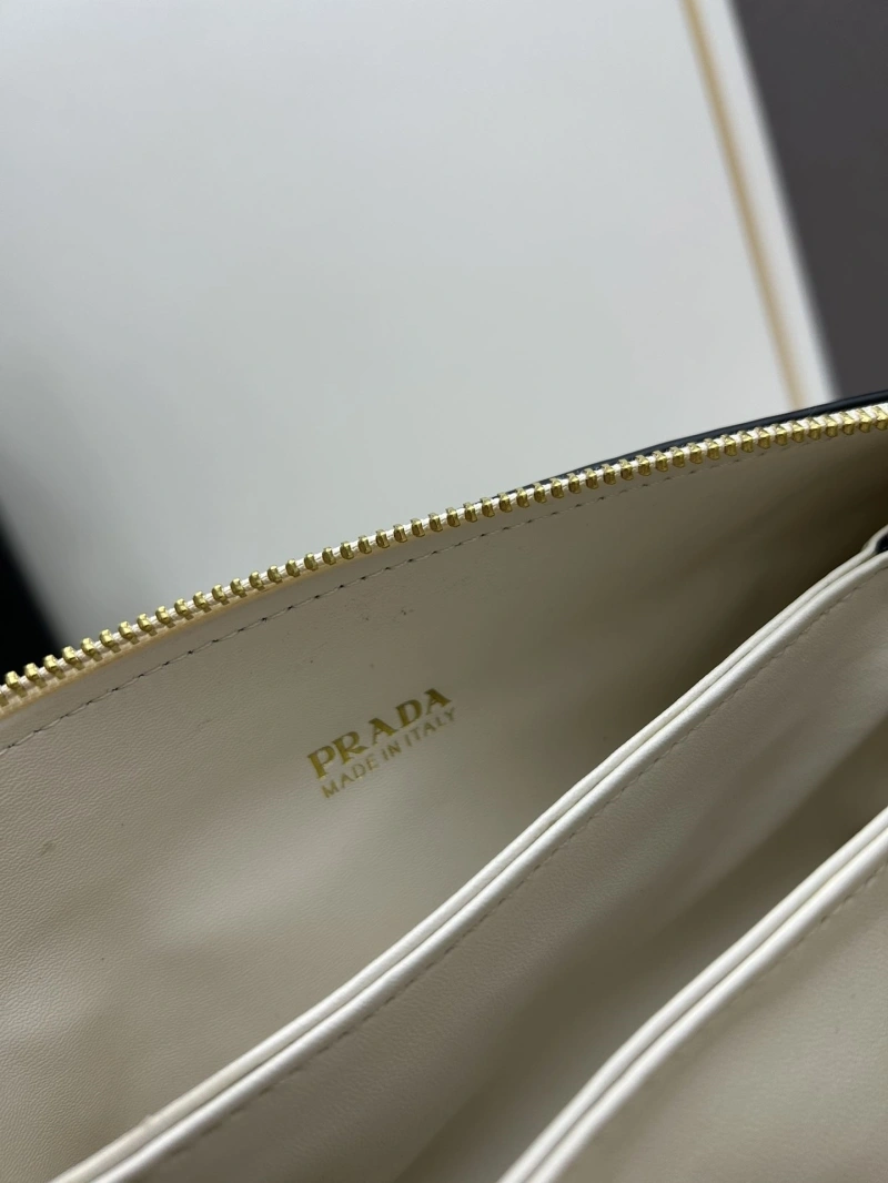 Prada Satchel Bags 4224-0415