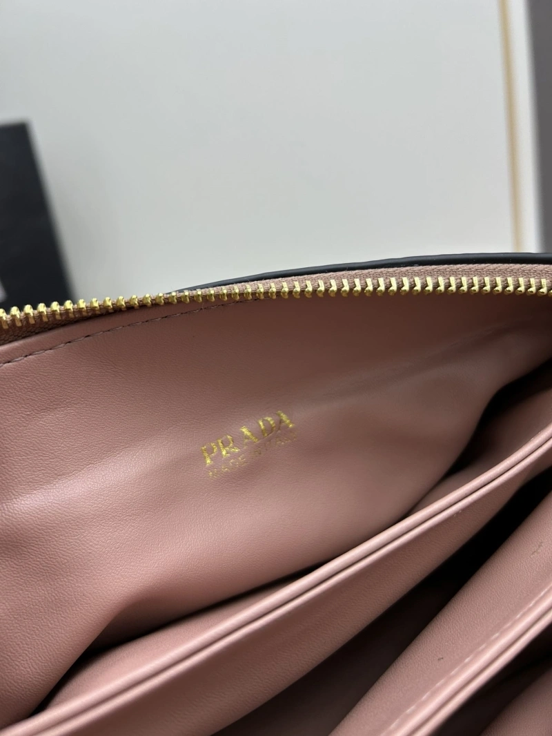Prada Satchel Bags 4224-0416