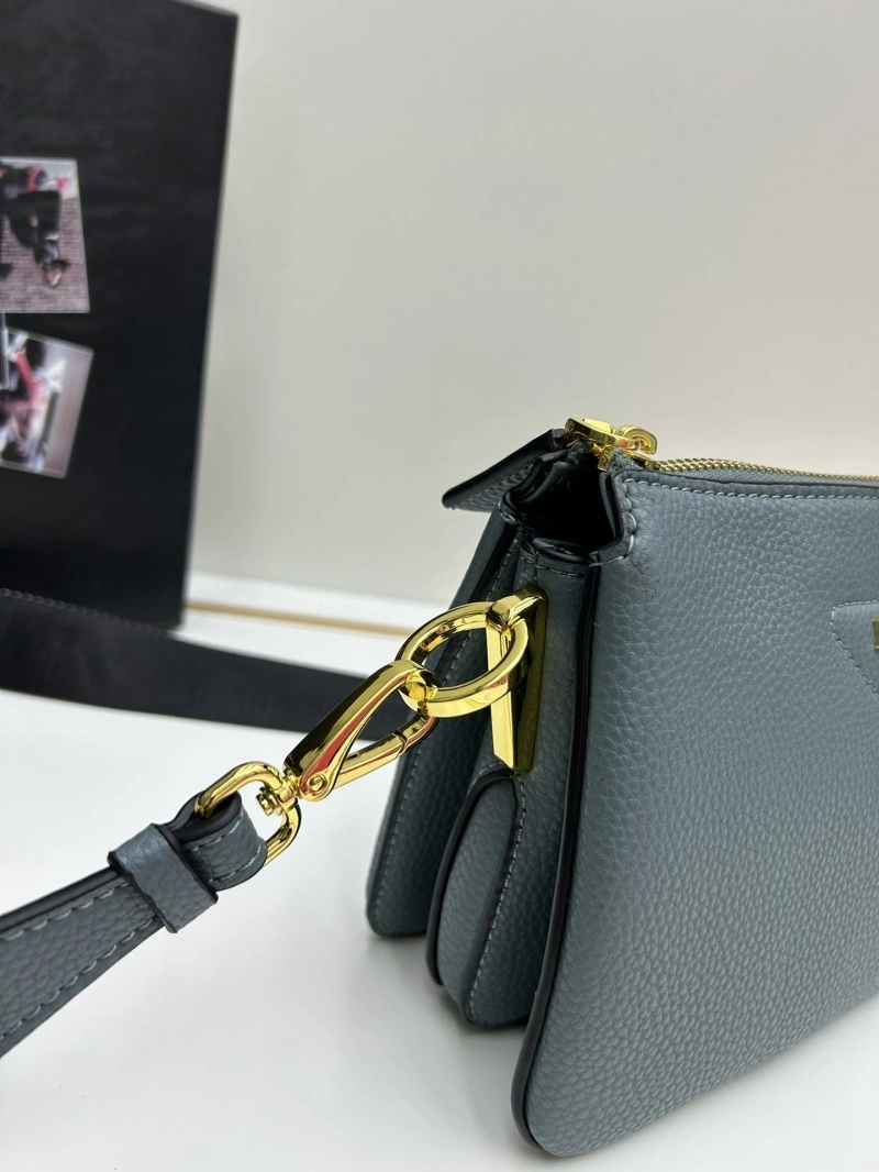 Prada Satchel Bags 4224-0417