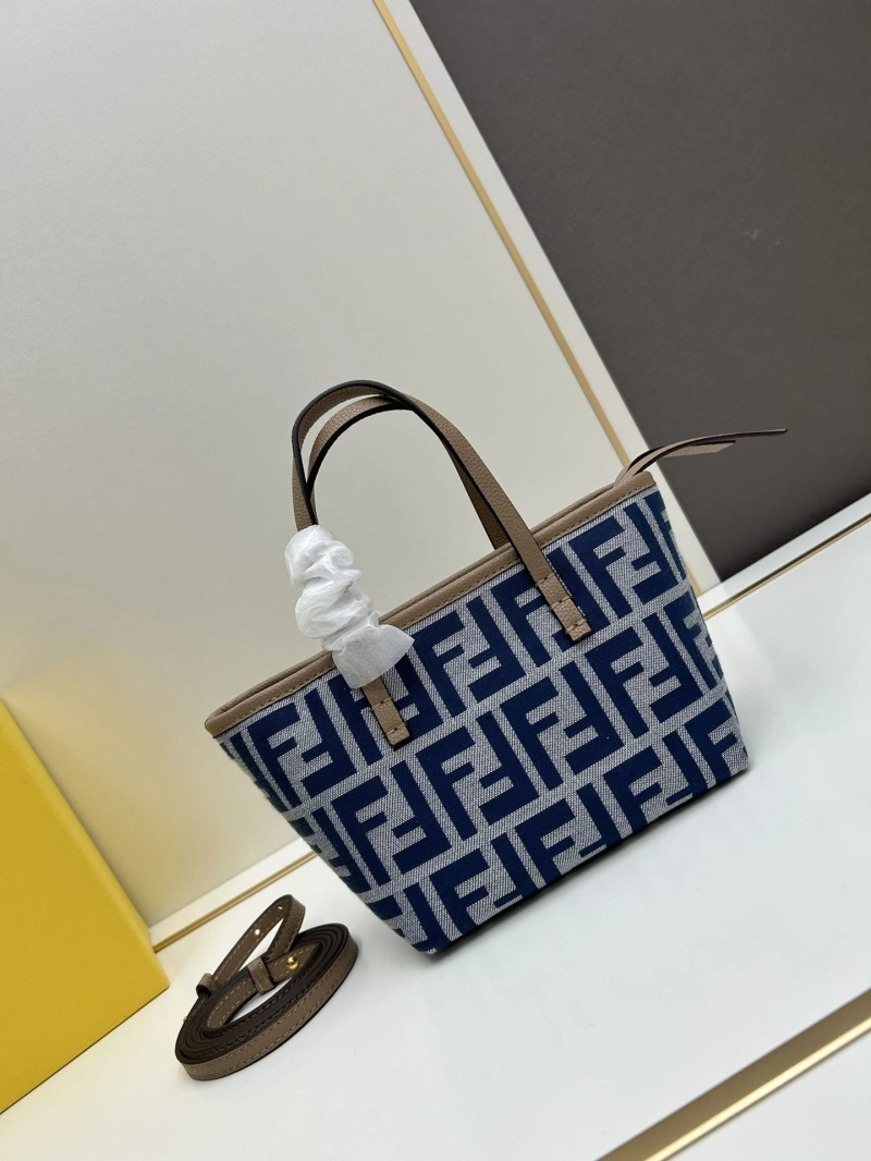 Fendi Top Handle Bags 4224-0419