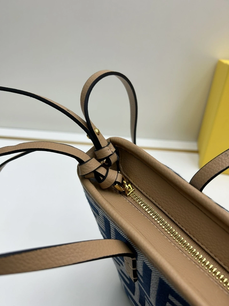 Fendi Top Handle Bags 4224-0498