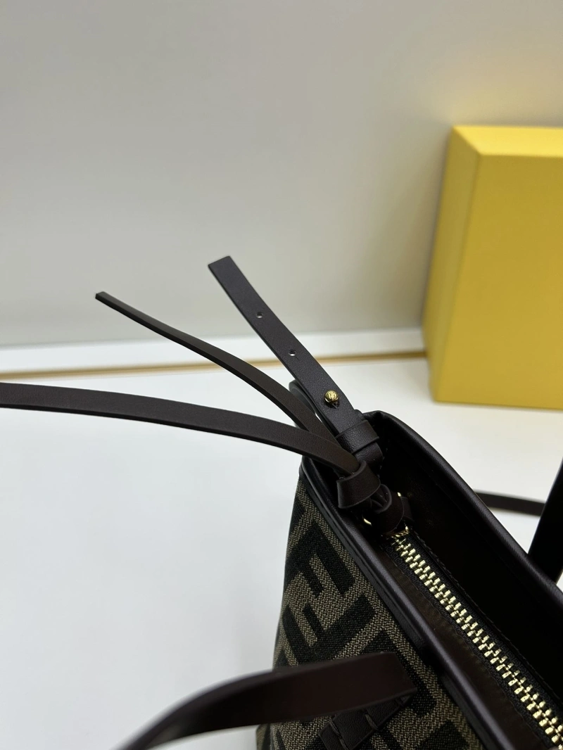 Fendi Top Handle Bags 4224-0502