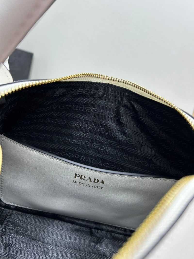Prada Top Handle Bags 4224-0505