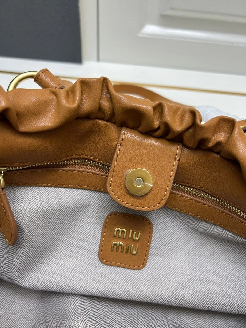 Prada Top Handle Bags 4224-0514