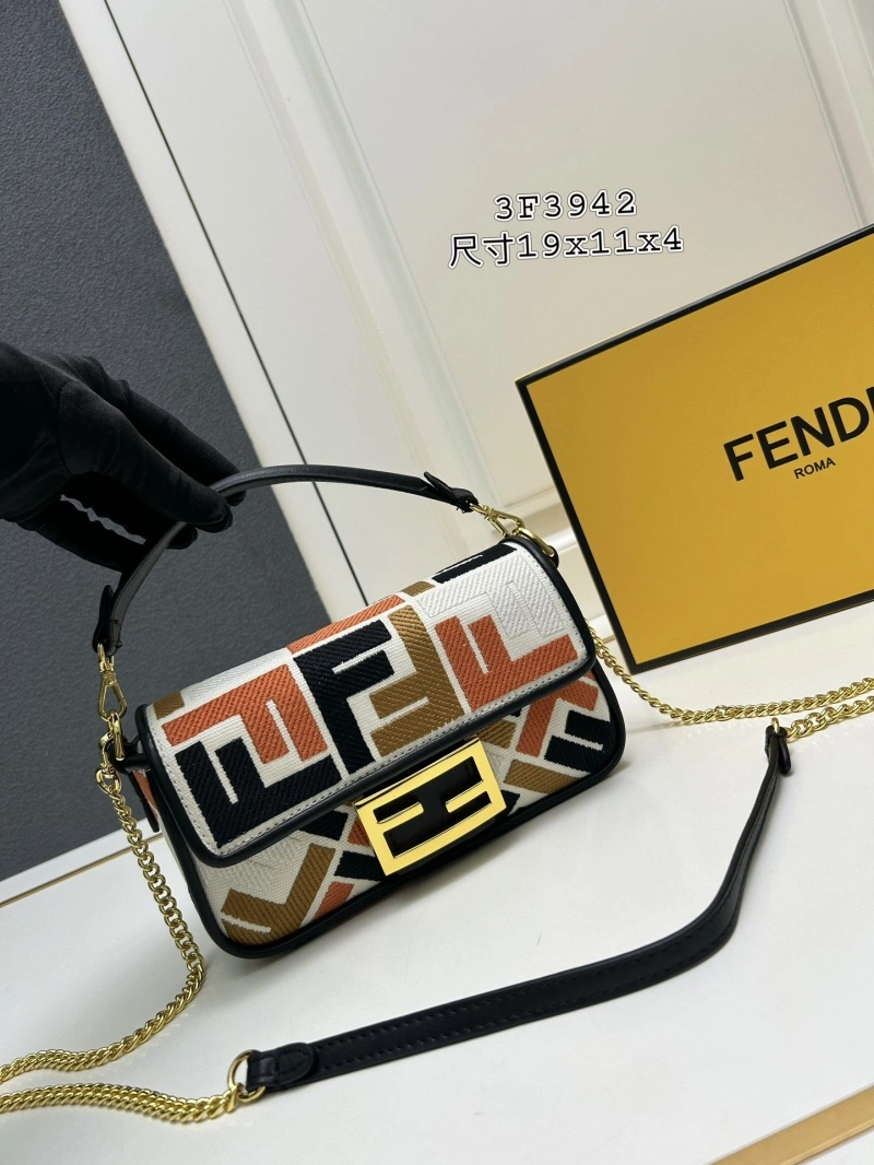 Fendi Baguette Bags 4224-0532