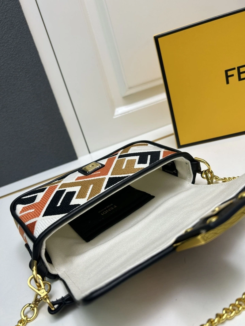 Fendi Baguette Bags 4224-0532