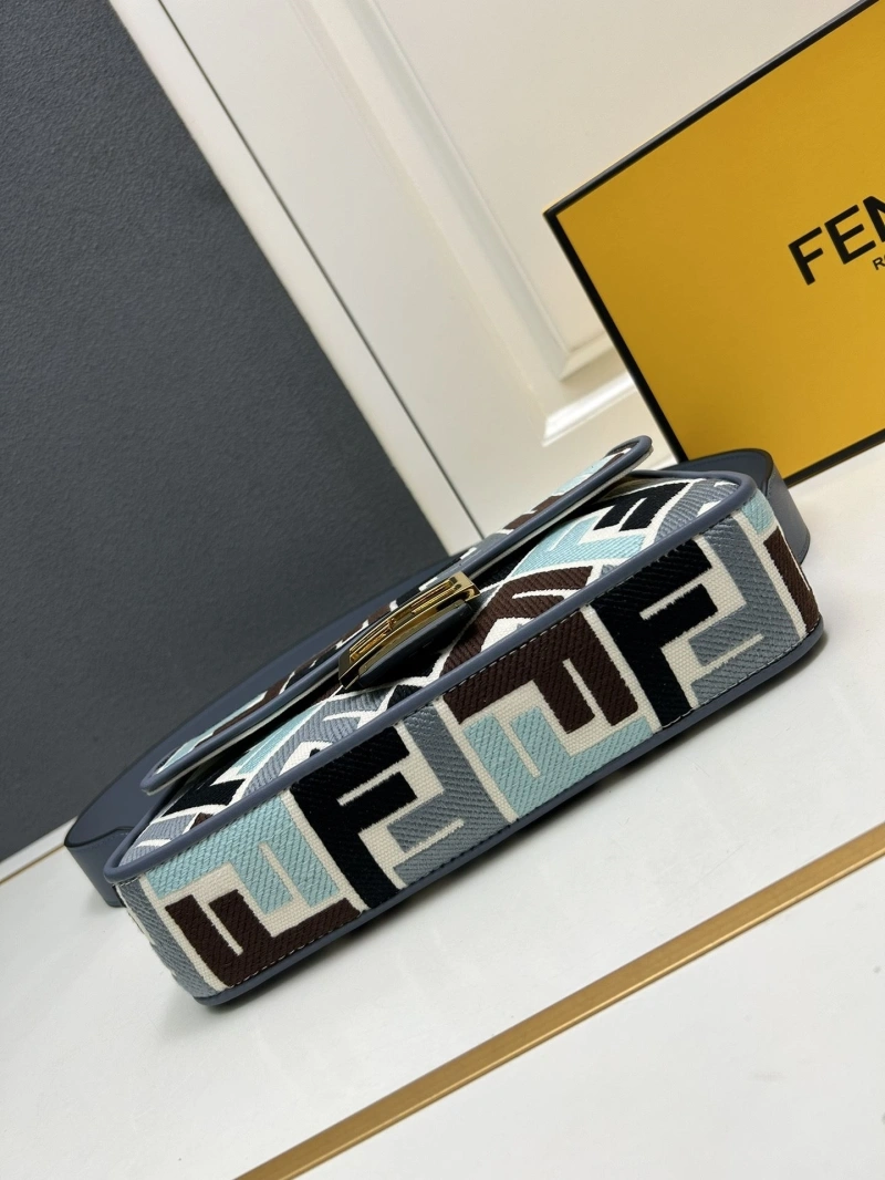 Fendi Baguette Bags 4224-0533