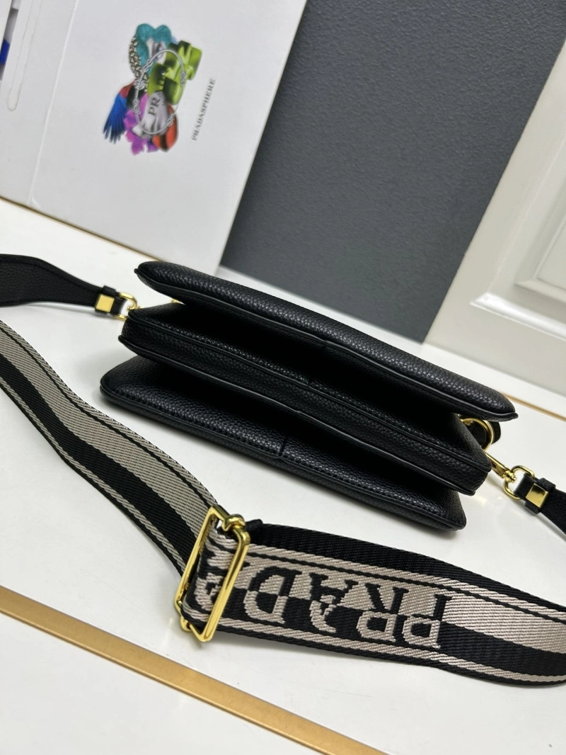 Prada Satchel Bags 4224-0541