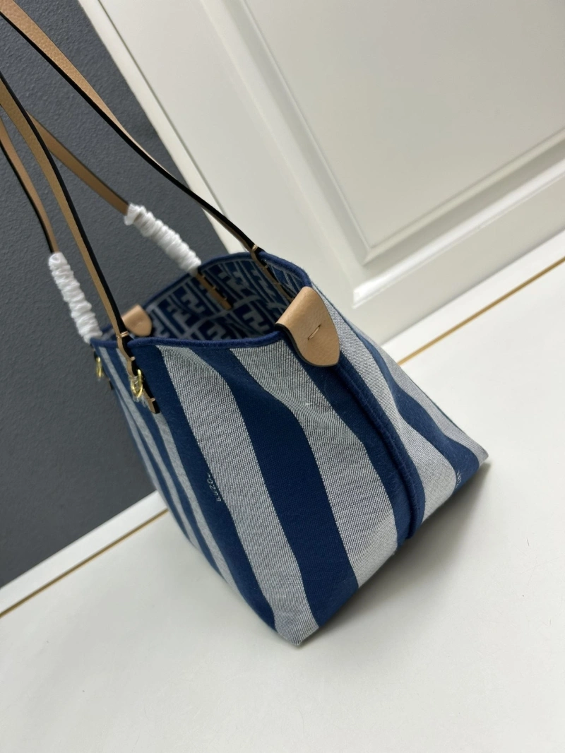 Fendi Shopping Bags 4224-0558