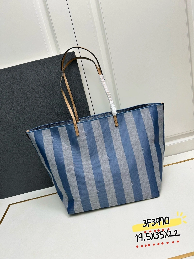 Fendi Shopping Bags 4224-0560