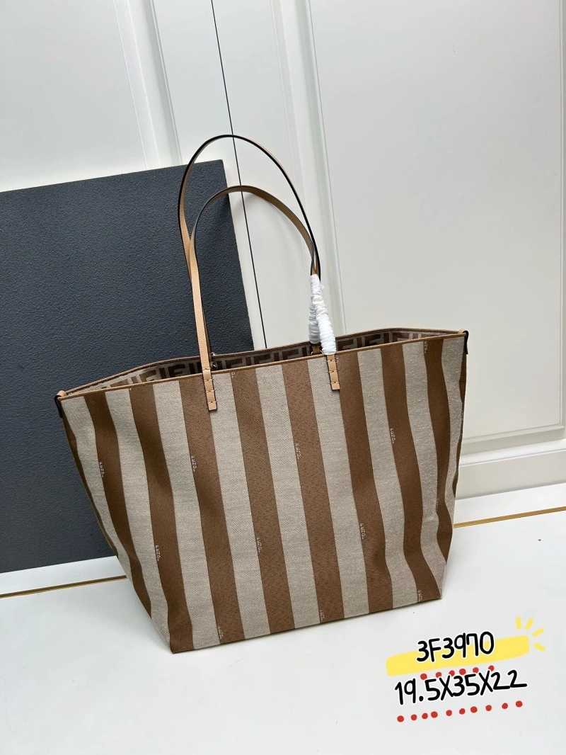 Fendi Shopping Bags 4224-0561