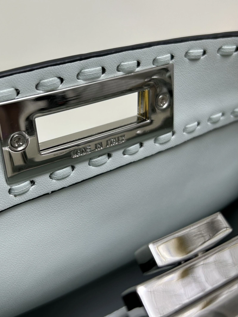 Fendi Top Handle Bags 4224-0563