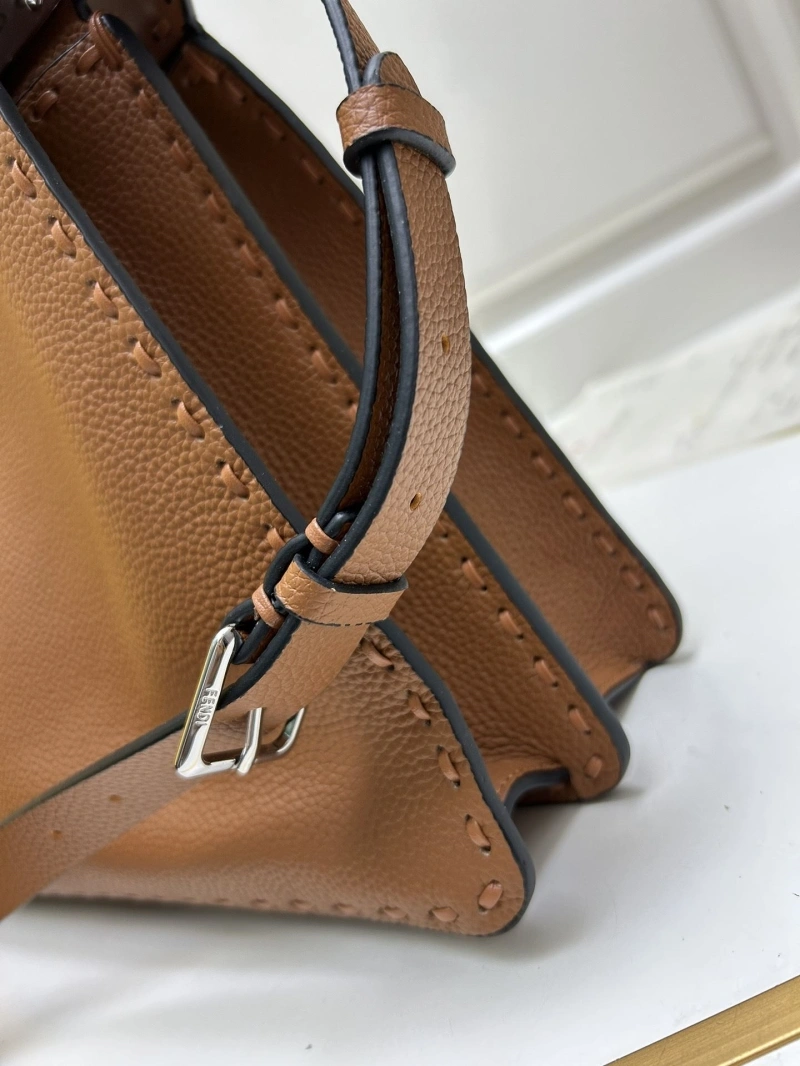 Fendi Top Handle Bags 4224-0564