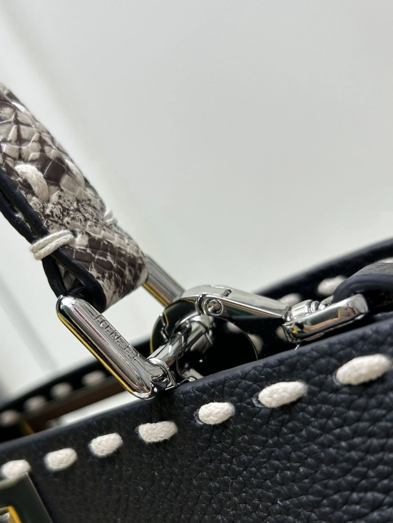 Fendi Top Handle Bags 4224-0565