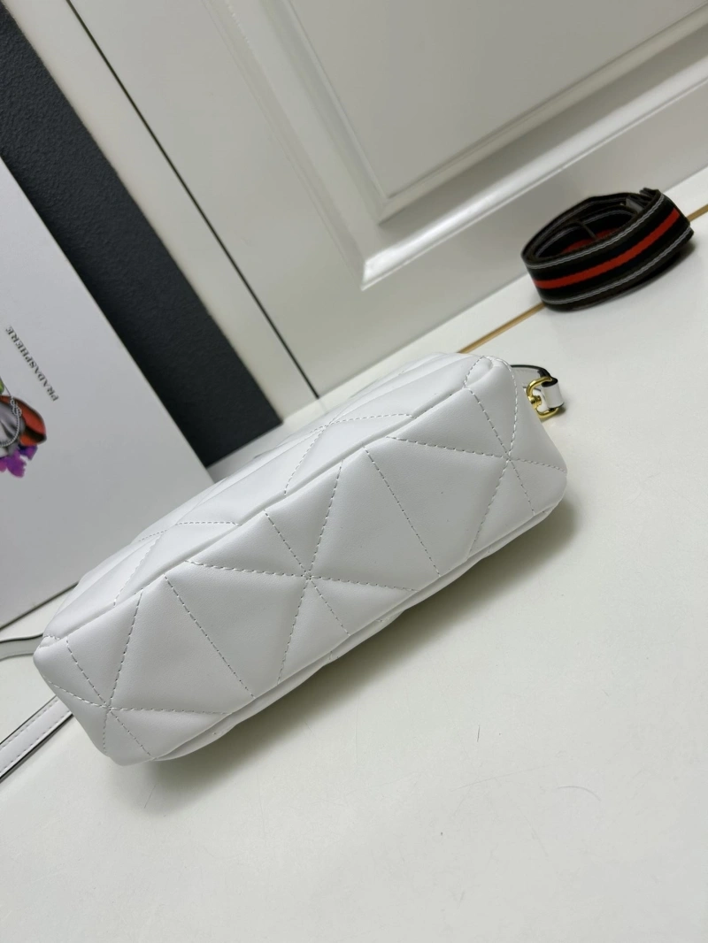 Prada Satchel Bags 4224-0568