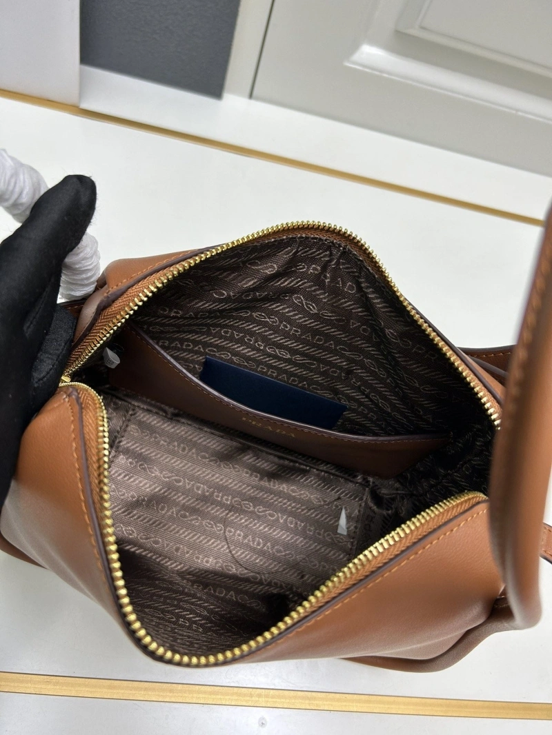 Prada Top Handle Bags 4224-0572