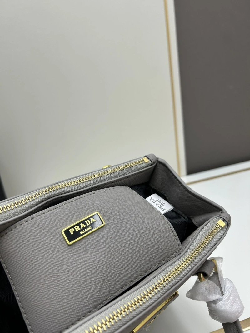 Prada Top Handle Bags 4224-0638