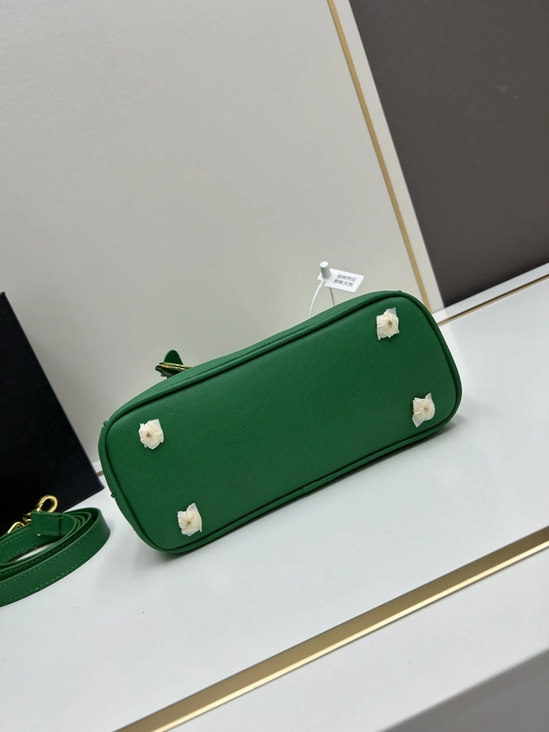 Prada Top Handle Bags 4224-0640