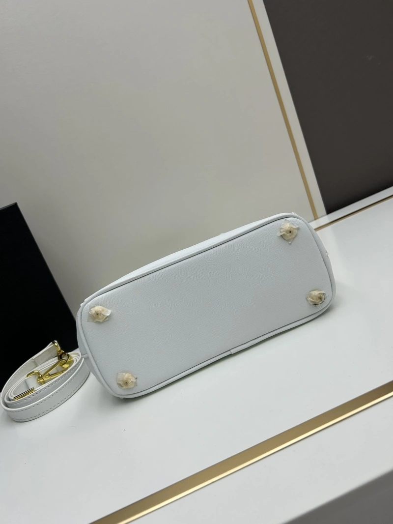 Prada Top Handle Bags 4224-0641