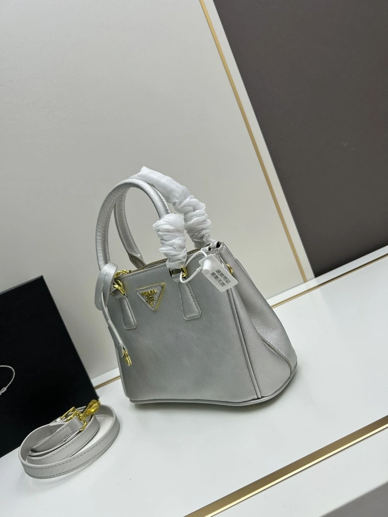 Prada Top Handle Bags 4224-0642