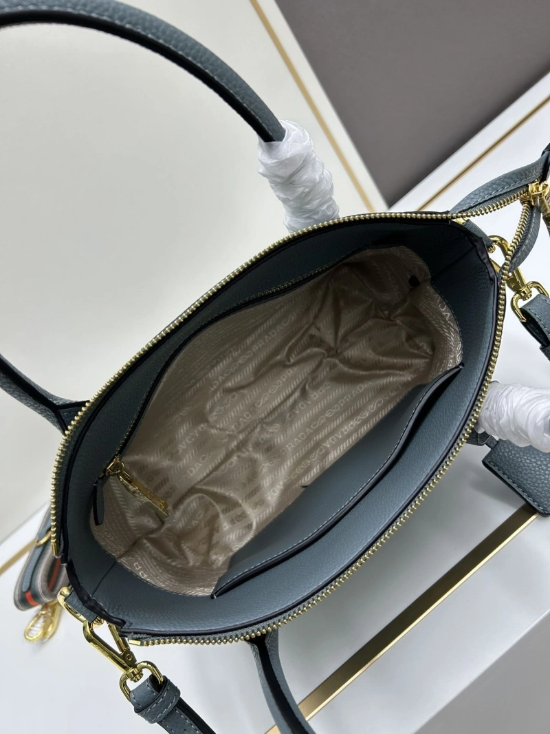 Prada Top Handle Bags 4224-0644