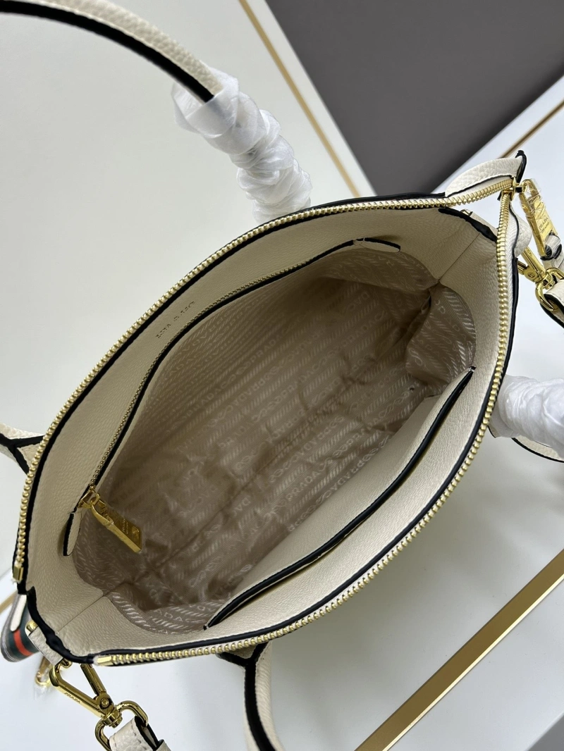 Prada Top Handle Bags 4224-0646