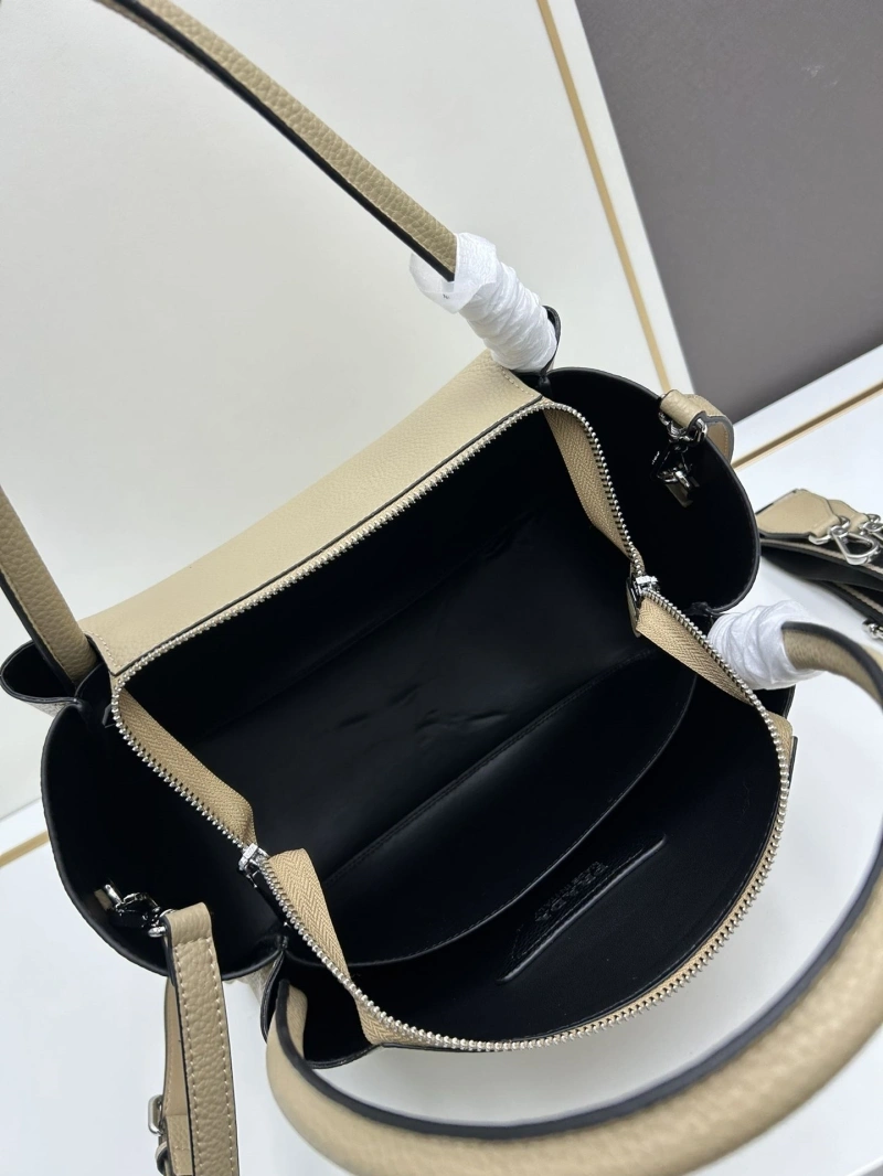 Prada Top Handle Bags 4224-0651