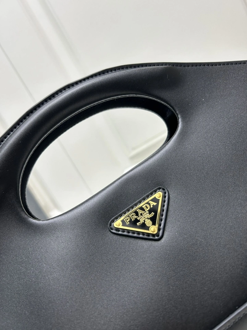 Prada Top Handle Bags 4224-0655