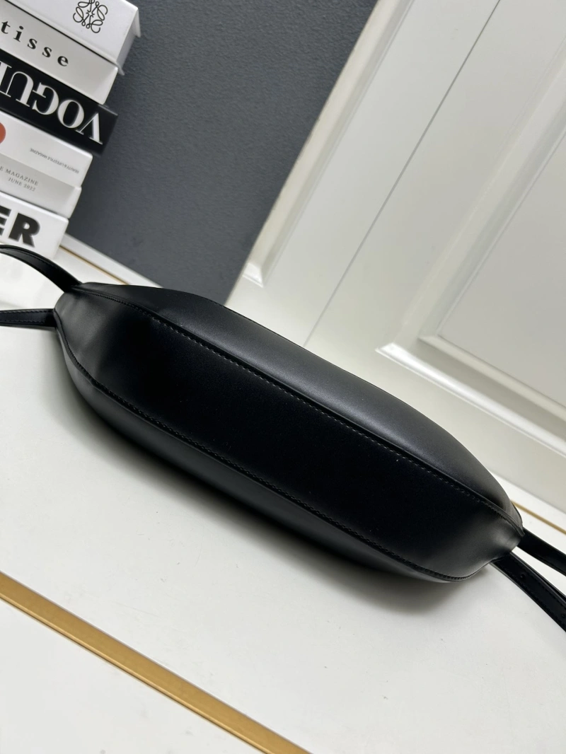 Prada Top Handle Bags 4224-0655