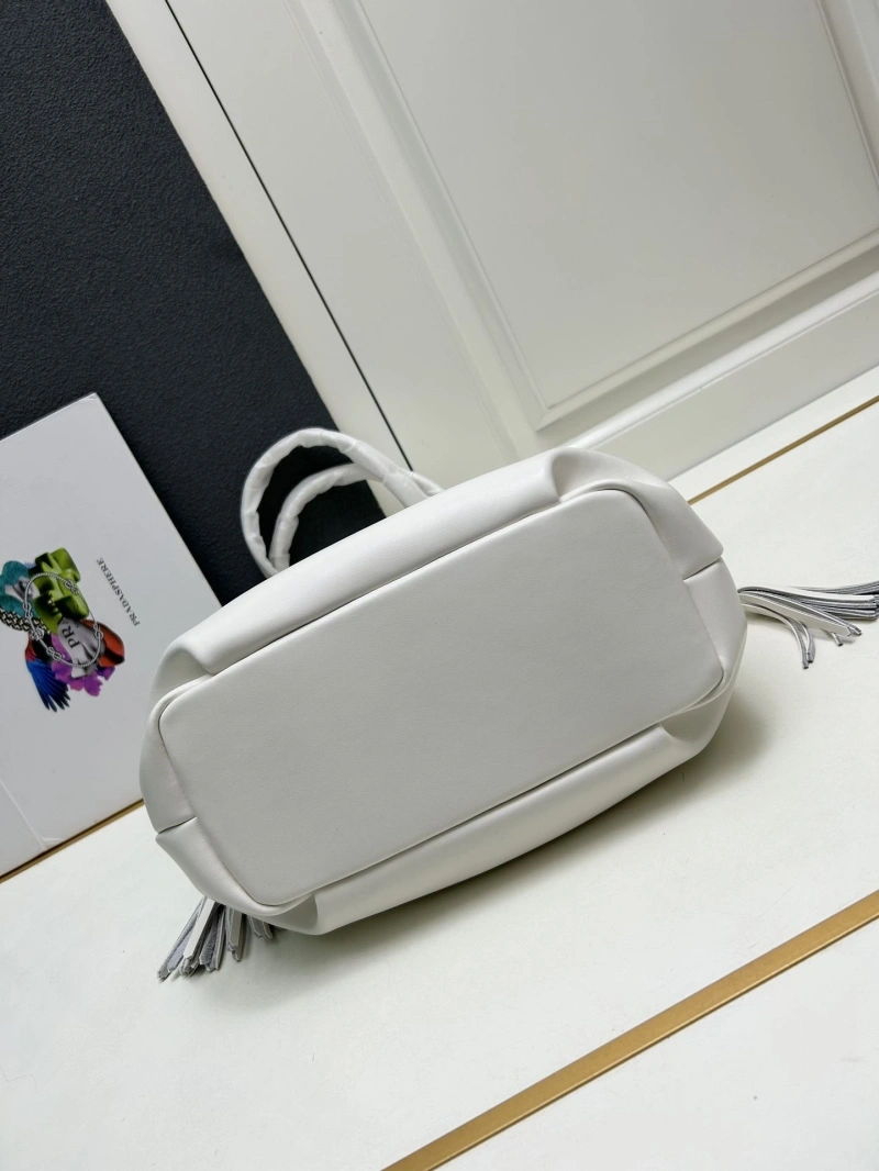 Prada Top Handle Bags 4224-0704