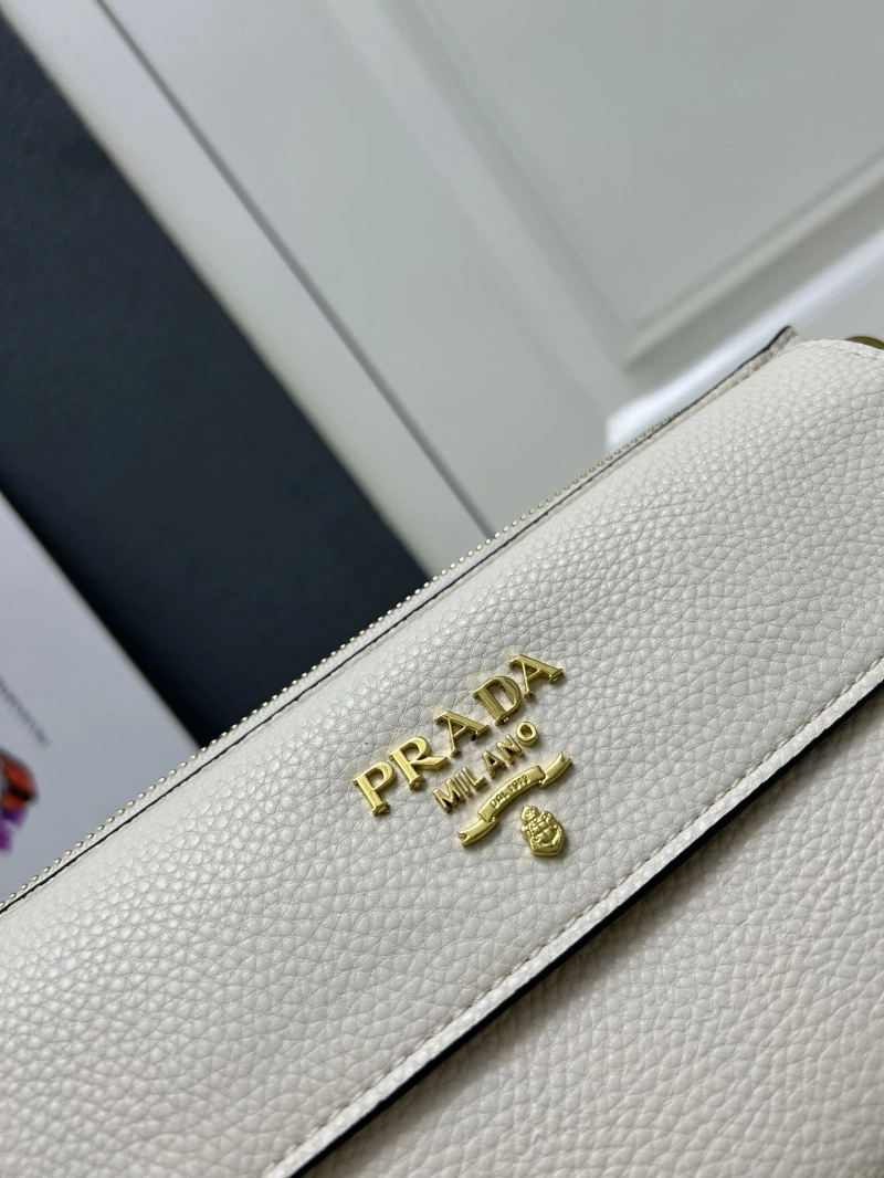 Prada Satchel Bags 4224-0706